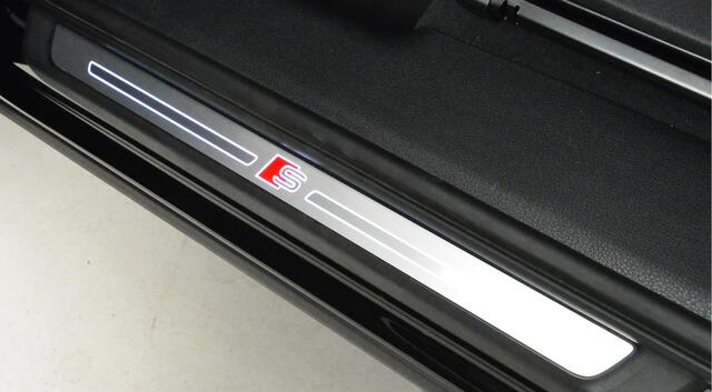 Audi Q3 45 TFSI e 'S'-edition, Blackpack, S-Line, 39 dkm! Privacy-ACC-Carplay,Sportstoelen +Garantie