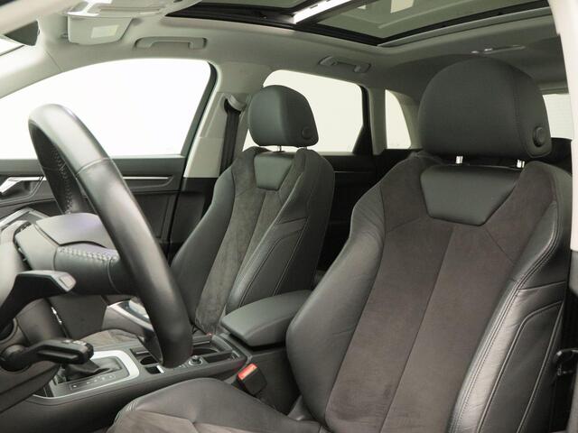 Audi Q3 35 TFSi 150 Pk Automaat S-Line | Trekhaak | Panoramadak | Adaptive Cruise | Camera | CarPlay | LED | Stoel Verwarming | 19 Inch | 59.477 Km