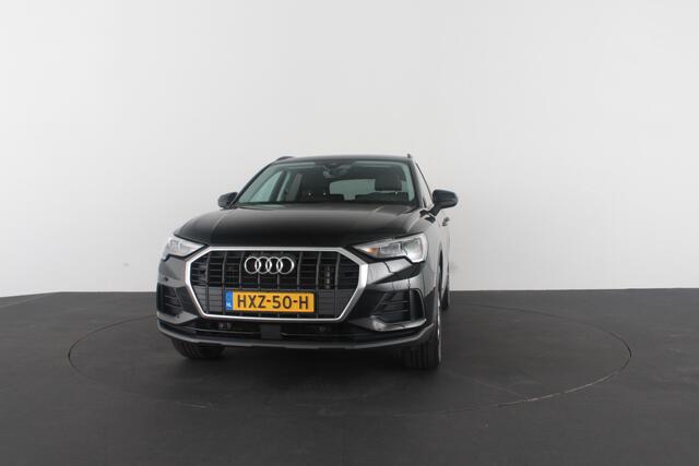 Audi Q3 45 TFSI e edition > 245pk/Leer/19inch/keyless/Stoelverwarming/Plug in-hybride...