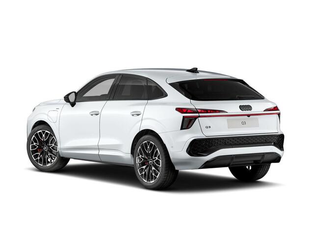 Audi Q3 1.5 200kW e-hybrid S edition 272 PK 272 PK Sportback · Tech Pro · MMi Experience · Oled achterlichten