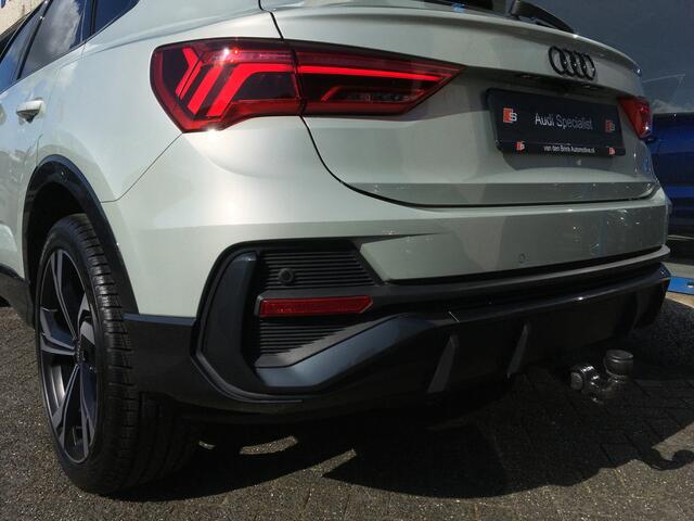 Audi Q3 Sportback 45 TFSIe 245 pk S-line Black