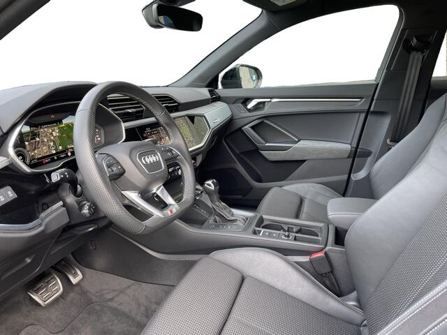 Audi Q3 Sportback 45 TFSIe 245 pk S-line Black