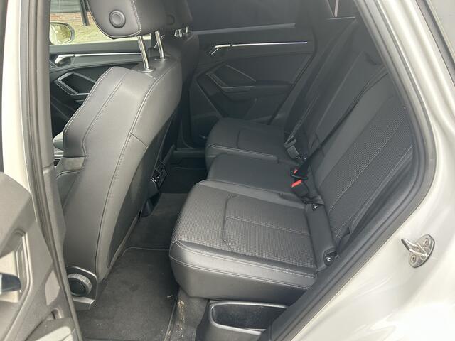 Audi Q3 35 TFSI S Edition Autom Hybride 20 Inch Cruise Pdc Navi App Led Dig Dashbord