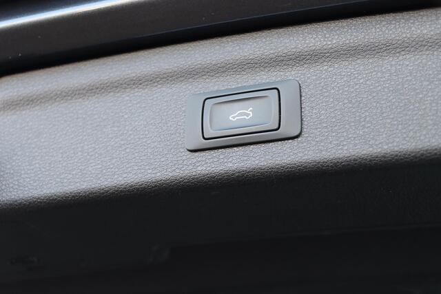 Audi Q3 45 TFSI e S edition 245pk DSG6