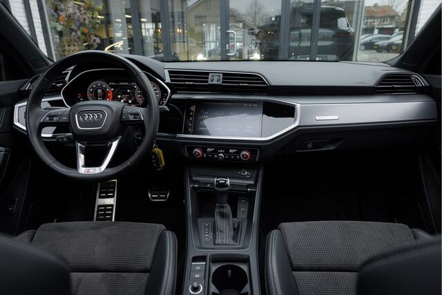 Audi Q3 35 TFSI Automaat S Line Panoramadak - B&O Audio
