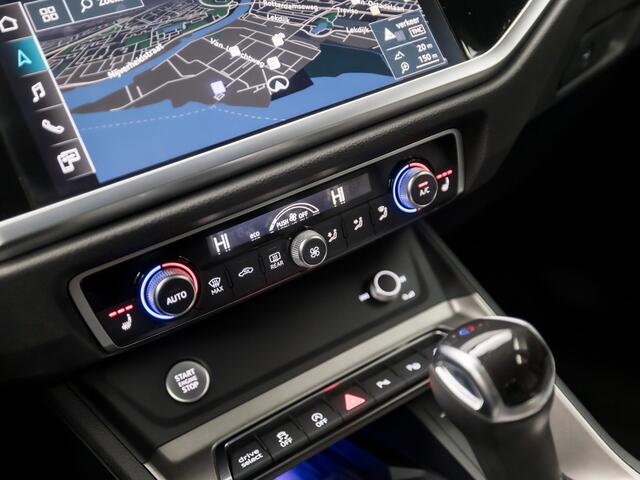 Audi Q3 Sportback 35 TFSI S-Line Sport 150Pk Automaat (2X S-LINE, APPLE CARPLAY, GROOT NAVI, LEDER, SFEERVERLICHTING, STOELVERWARMING, SPORTSTOELEN, ADAPTIVE CRUISE, GETINT GLAS, TREKHAAK, PLAT SPORTSTUUR, NIEUWSTAAT)