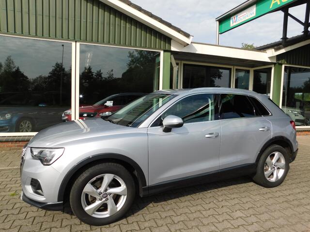 Audi Q3 35TFSI 150PK PRO-LINE!! All-in Prijs! Trekhaak!