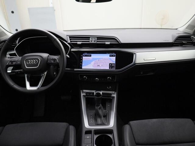Audi Q3 Sportback 35 TFSI 150PK S-tronic S Line · Apple/Android Car Play · Leder/Alcantara · Stoelverwarming · Garantie t/m 20-10-2029 of 100.000km