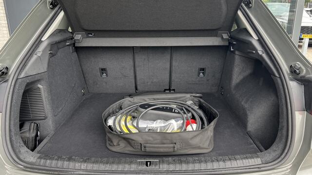 Audi Q3 45 TFSI e | Navigatie | Stoelverwarming