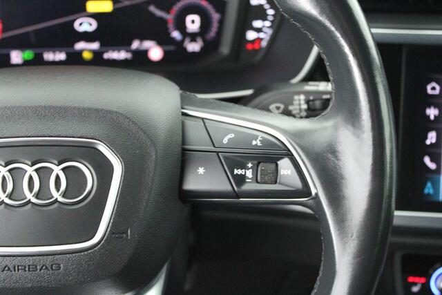 Audi Q3 35 TFSI 150pk Pro Line Trekhaak Camera Keyless Leder Navigatie