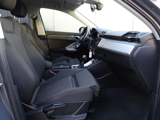 Audi Q3 35 TFSI Pro Line * VIRTUAL * CAMERA * SPORT STOELEN !!