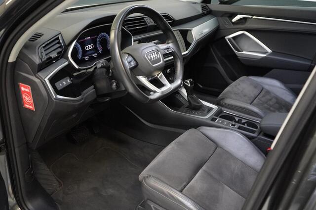 Audi Q3 Sportback 35 TFSI S Edition | Trekhaak | Panoramadak | Apple Carplay | Stoelverwarming | Drive Select