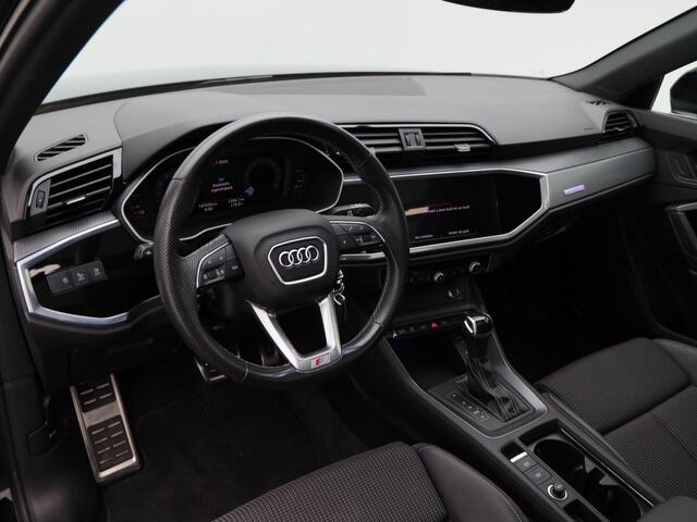 Audi Q3 45 TFSi e 245 Pk Automaat S-Line | Cruise Control | CarPlay | Navigatie | Stoelverwarming | Parkeersensoren | Panoramadak | 19 Inch |