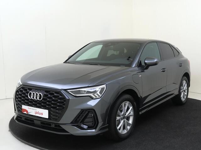 Audi Q3 Sportback 45 TFSI e S Edition | 360 camera | Dodehoek detectie | Keyless | SONOS audio | Cruise control | CarPlay | Navigatie Plus | Parkeersensoren |