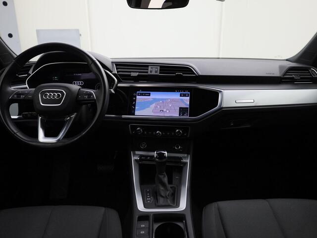 Audi Q3 Sportback 45 TFSIe 180kW/245PK Business · Camera · Stoelverwarming · Drive select · Navigatie ·