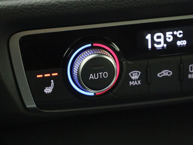 Audi Q3 Sportback 45 TFSIe 180kW/245PK Business · Camera · Stoelverwarming · Drive select · Navigatie ·