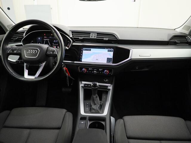 Audi Q3 Sportback 45 TFSIe 180kW/245PK Edition · Stoelverwarming · Navigatie · Camera + Parkeersensoren