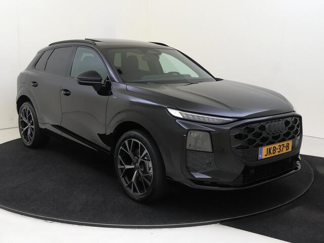Audi Q3 1.5 200kW e-hybrid S edition | Panoramadak | Parkeerassistent Plus | Keyless | Achteruitrijcamera | Sfeerverlichting | Dodehoek detectie | Optiek zwart | Lederen bekleding |