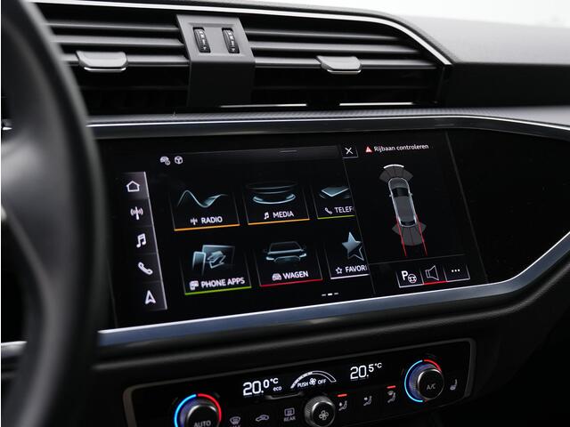 Audi Q3 Sportback 35 TFSI 150 pk S-tronic Advanced Edition / S-Line | Stoelverwarming | Navigatie | Parkeersensoren voor/achter