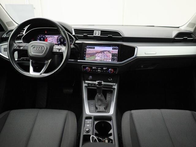 Audi Q3 Sportback 35 TFSI/150PK Pro Line Business · Trekhaak · Camera · Apple/Android Car Play · Stoelverwarming ·