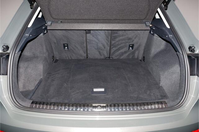 Audi Q3 35TFSI S-Tr. Pro Line business FULL LED | ACC | CARPLAY | STOELVERW | BLINDSPOT | NAVI | CLIMA | PDC V+A | LMV 18''