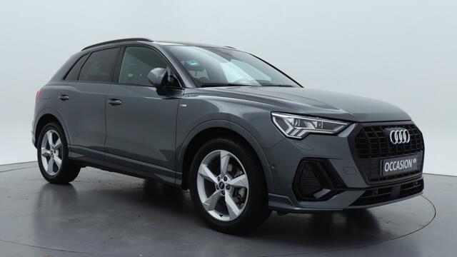 Audi Q3 35 TFSI S edition Competition | Adaptive cruise | Comfort sleutel | Stoelverwarming | 19"LMV |