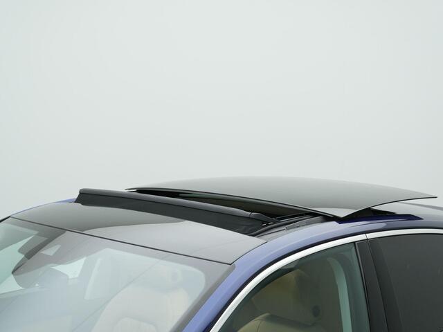 Audi Q3 Sportback 45 TFSI e 245 pk S-tronic S-Line | Panoramadak | Leder | Navigatie | Carplay | Elektr. achterklep | Parkeersensoren achter