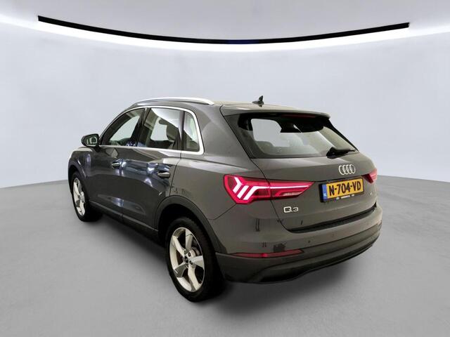 Audi Q3 45 TFSI e Business Edition Navigatie Pdc Acc Android/Carplay Lm velgen Bumper Sierlijst RV en beetje liefde