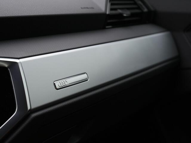 Audi Q3 35 TFSI 150 pk S-tronic Pro Line | Leder | Stoelverwarming | Parkeersensoren achter | Carplay