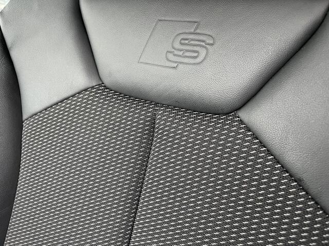 Audi Q3 Sportback 45 TFSI e S-line Black