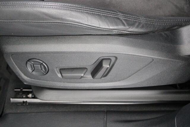 Audi Q3 45 TFSI e 245pk Business Edition B&O Keyless Camera Keyless Virtual Cockpit Navigatie