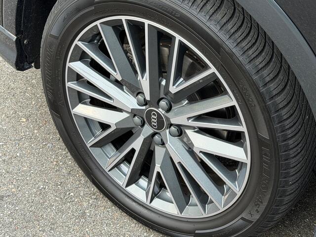 Audi Q3 Sportback 35 TFSI 150pk S-tronic S-line | Standkachel | Black Style | Alcantara | Sonos | Dode hoek | Rijklaar incl. garantie