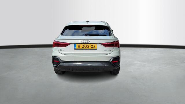 Audi Q3 Sportback 35 TFSI Pro Line business / 02-2026 VERWACHT / Trekhaak / Panodak
