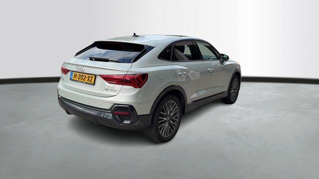 Audi Q3 Sportback 35 TFSI Pro Line business / 02-2026 VERWACHT / Trekhaak / Panodak