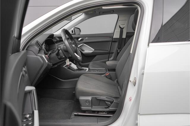 Audi Q3 Sportback 45 TFSI e Plug-in Hybrid Camera Pano Stoelverw