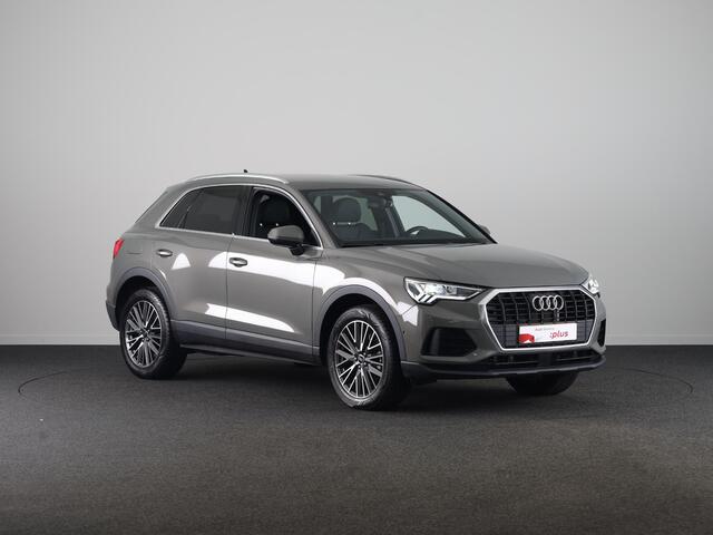 Audi Q3 45 TFSI e Advanced edition 245pk | Navigatie | Sportstoelen | 19 inch lichtmetalen velgen | Stoelverwarming | Adaptieve cruise controle