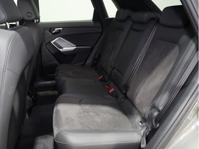 Audi Q3 45 TFSI e 245pk advance Carplay | Airco | Stoelverwarming | Parkeerhulp | Trekhaak | Navi | 4