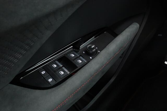 Audi Q3 Sportback 1.5 e-hybrid S edition 272pk | Facelift | Pano | Shadow Look Pro | Tech Pack Plus | Matrix LED | Elek. Trekhaak | 20'' |