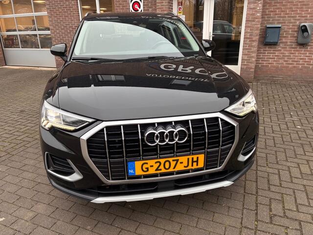 Audi Q3 ADVANCED 15OPK 1e EIG/TREKHAAK/VIRTUAL COCKPIT/SPORTSTOELEN/LED