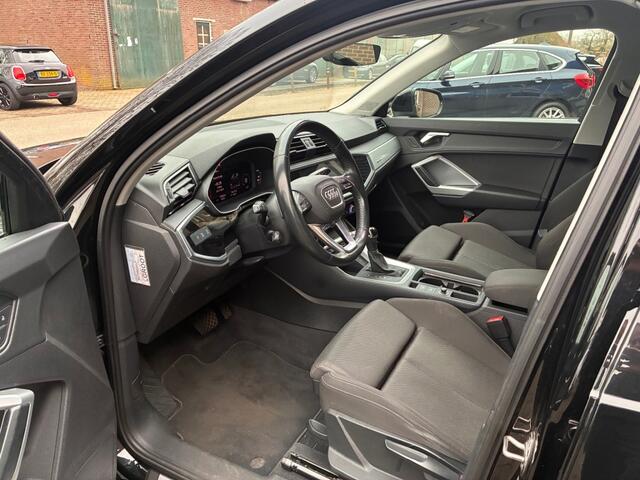 Audi Q3 ADVANCED 15OPK 1e EIG/TREKHAAK/VIRTUAL COCKPIT/SPORTSTOELEN/LED