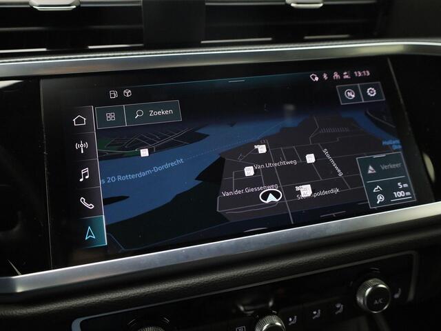Audi Q3 45 TFSIe 180kW/245PK Business · S Line interieur · Apple/Android Car Play · Navigatie · Trekhaak · Drive select