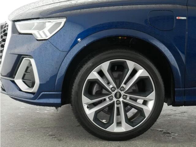 Audi Q3 Sportback 45 TFSI e ** LED, GRAU LEDER, VIRTUAL, APAPT. CRUISE, SPIEGEL-PACK, 20-inch LMV ** 1e EIG - Slechts 41.200km. ** ** INFORMEER OOK NAAR ONZE AANTREKKELIJKE FINANCIAL-LEASE TARIEVEN **