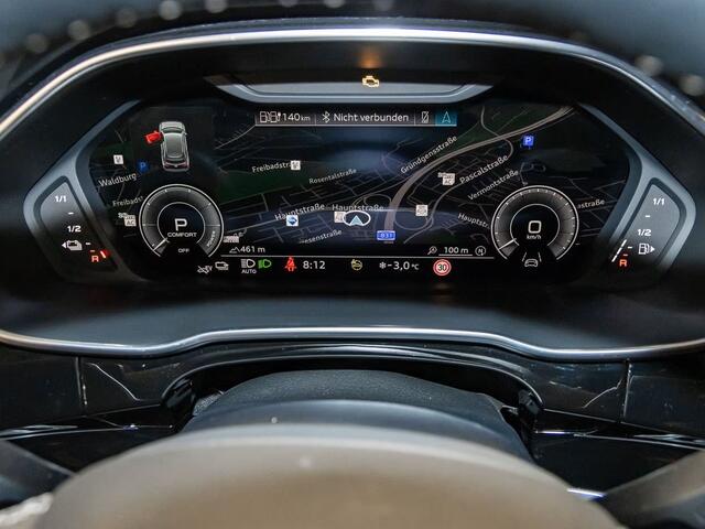 Audi Q3 45 TFSI e S-LINE ** LED, VIRTUAL, LEDER, TREKH, ADAPT. CRUISE, SONOS SOUND, 20-inch LMV ** 1e EIG - UNFALLFREI ** ** INFORMEER OOK NAAR ONZE AANTREKKELIJKE FINANCIAL-LEASE TARIEVEN **