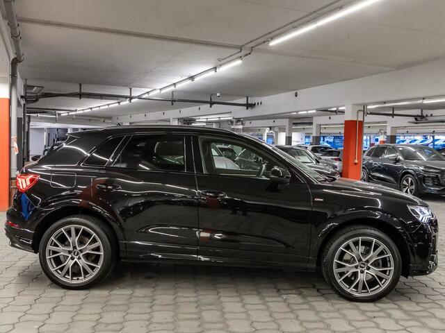 Audi Q3 45 TFSI e S-LINE ** LED, VIRTUAL, LEDER, TREKH, ADAPT. CRUISE, SONOS SOUND, 20-inch LMV ** 1e EIG - UNFALLFREI ** ** INFORMEER OOK NAAR ONZE AANTREKKELIJKE FINANCIAL-LEASE TARIEVEN **