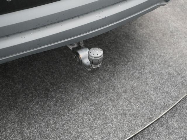 Audi Q3 45 TFSI e edition Plug In Hybrid 245pk Dealer O.H. PHEV | Trekhaak Af Fabriek | Adaptive Cruise | Camera | Voorstoelen Verwarmd | Blis | Apple Carplay | Virtual | Navigatie | DAB |