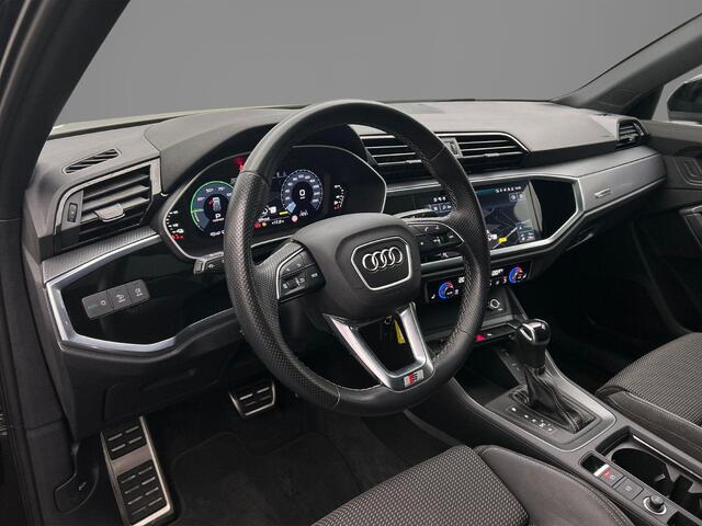 Audi Q3 45 TFSI e S edition | Pano | Audi Sound | Cruise control | Achteruitrijcamera | Full-led | Trekhaak |
