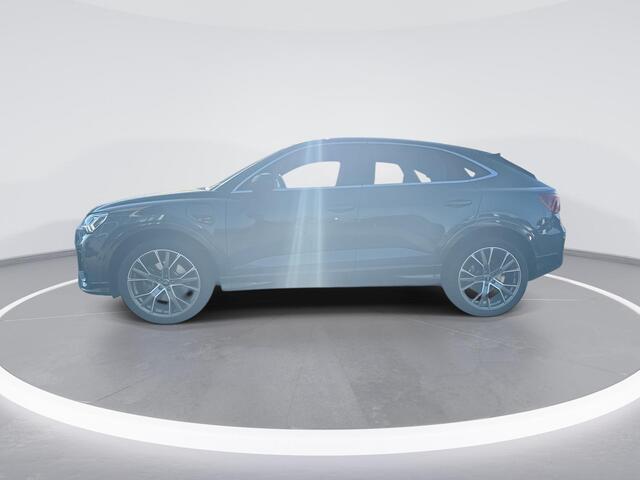 Audi Q3 Sportback 45TFSIe 245pk Advanced Edition · Camera + Parkeersensoren · Apple/Android Car Play · Stoelverwarming · Navigatie · Adaptive Cruise Control · Garantie t/m 11-02-2028 of 100.000km