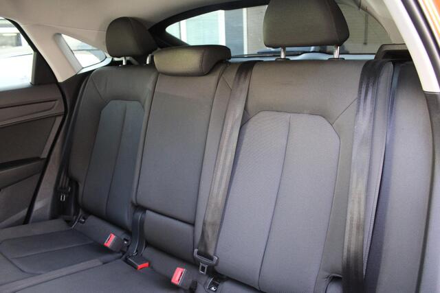 Audi Q3 Sportback 35 TFSI S-line exterieur - LED - Virtual - Trekhaak