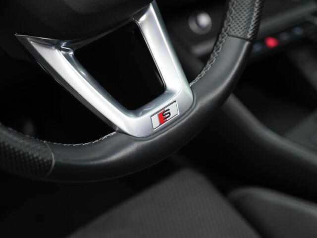 Audi Q3 Sportback 45 TFSI e 245 pk S-Line | Panoramadak | Trekhaak | Geheugenstoel | Leder/alcantara | Sonos