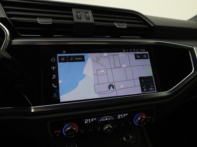 Audi Q3 45 TFSIe 180kW/245PK S Line · Stoelverwarming · Camera + Parkeersensoren · Apple/Android Car Play ·